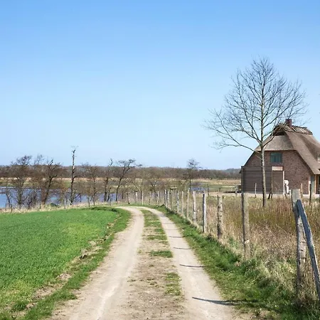 Luxus - Reetdachhaus Strandwall *