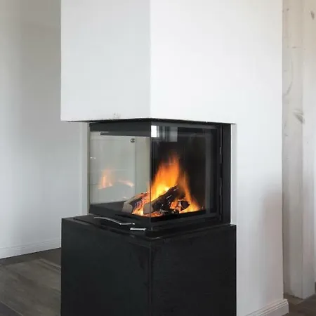 Luxus - Reetdachhaus Strandwall Nieby (Nieby, Schleswig-Flensburg)